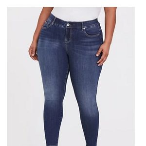 Bombshell skinny jeans